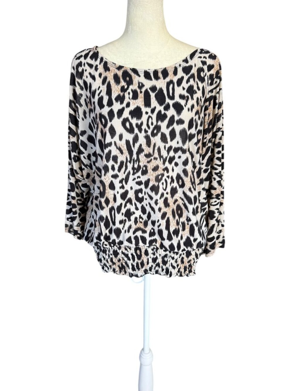 Isabella Rodriguez women's leopard print blouse elasticized smocked waist large